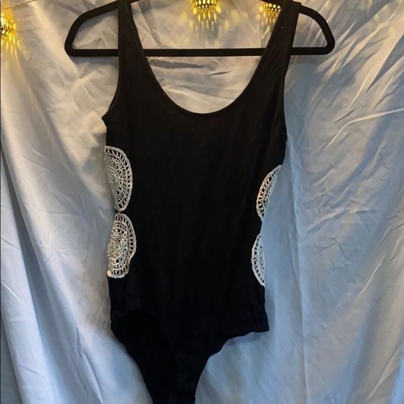 Tops - 3/$20 Black bodysuit with side crotchet
